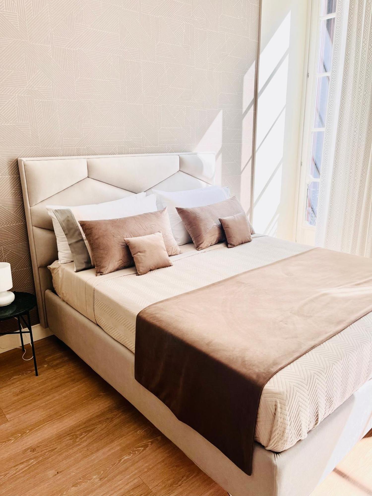 Piazza Amore Napoli Luxury Apartment Nel Cuore Di Napoli Extérieur photo